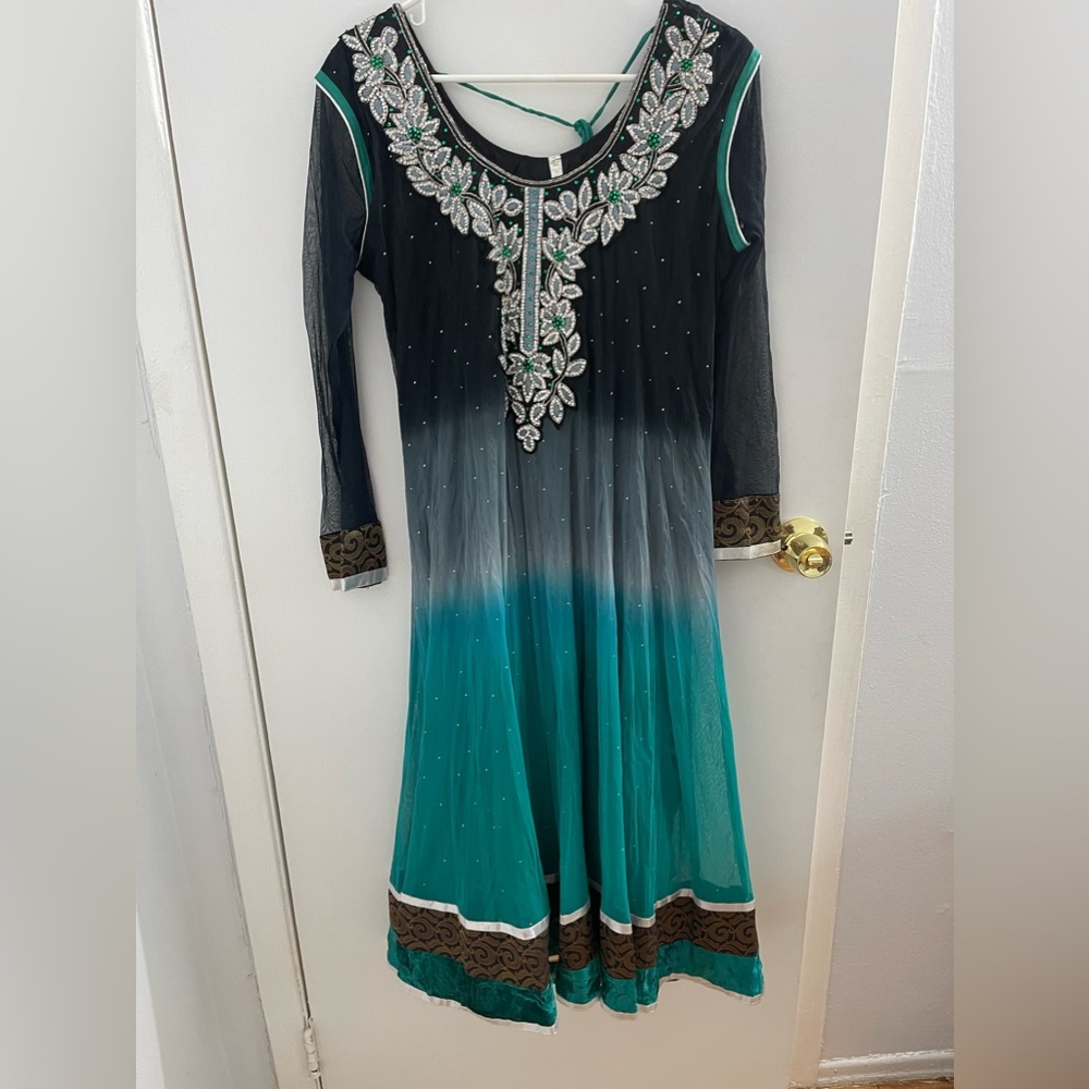 Blue/ teal anarkali suit (size 44-46) Indian dress